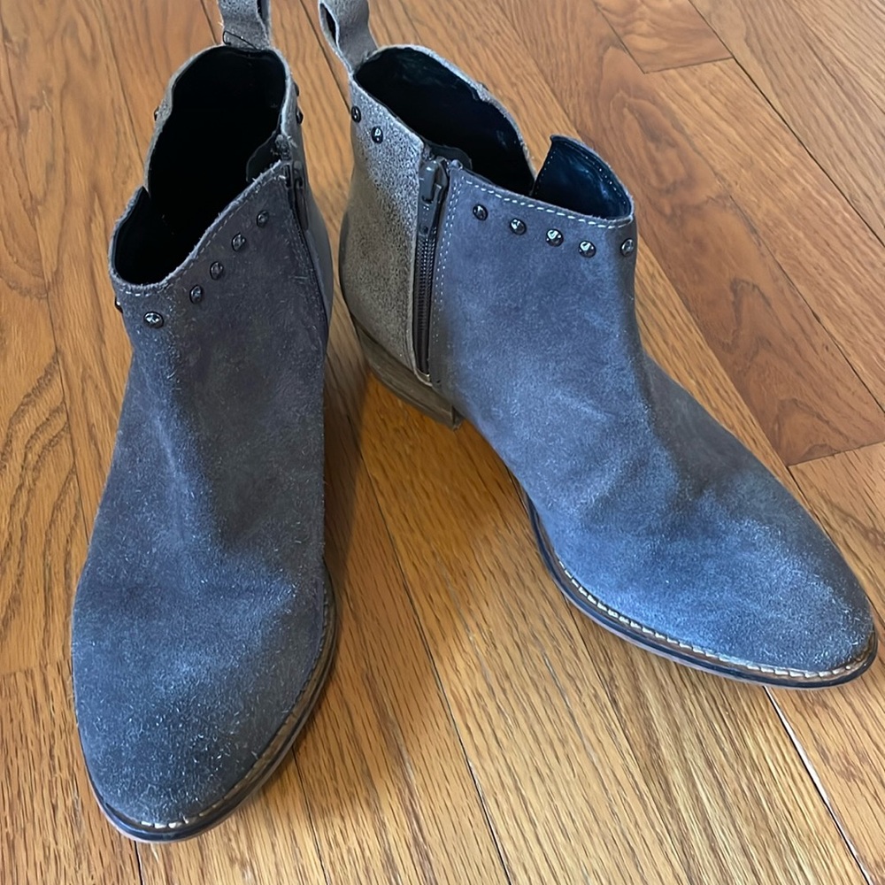 Diba True Short Order Suede Ankle Boots Charcoal Pewter Women’s Size 8